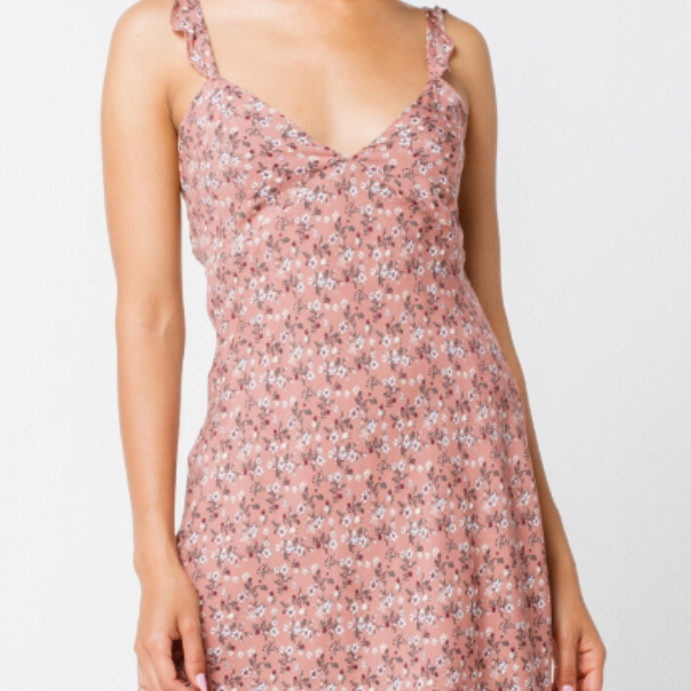 IVY & MAIN Ruffle Trim Open Back Dress